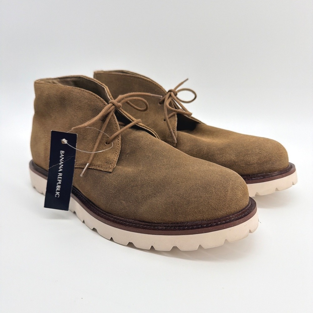 Banana Republic Chukka Ortholite Boots Mens 9.5 Brown Suede Leather Lug Sole NEW